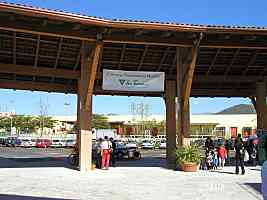 Outlet Village 6